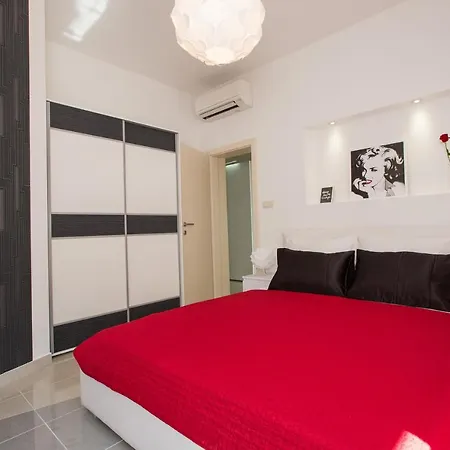 And Adriatic Blue Apartamento *
